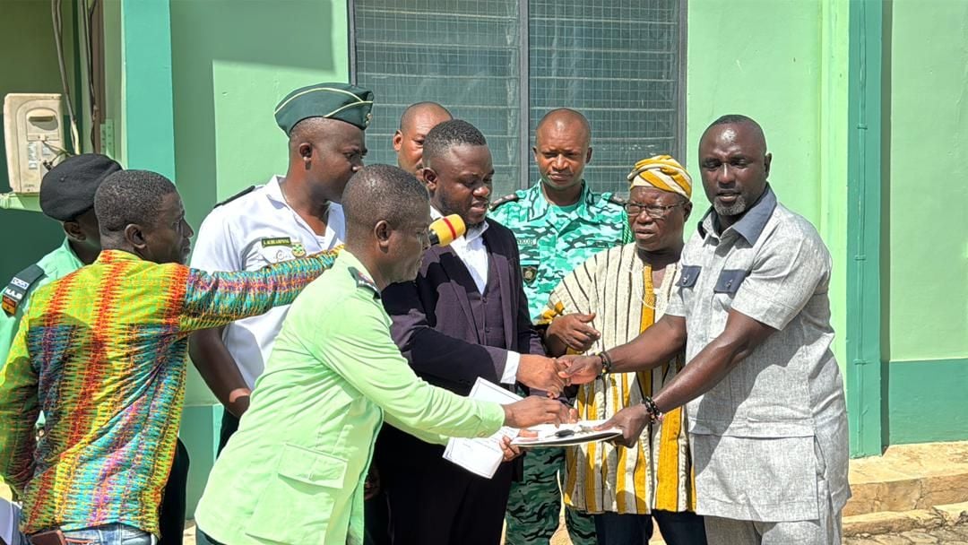 Wassa Amenfi MCE secures ambulance to curb use of taxis for emergency medical trips to Kumasi